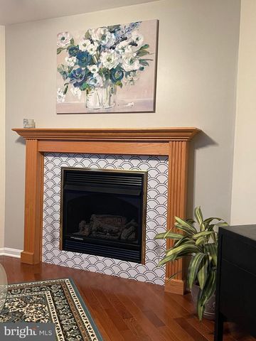 53 ARGON DR, Martinsburg, WV 25405