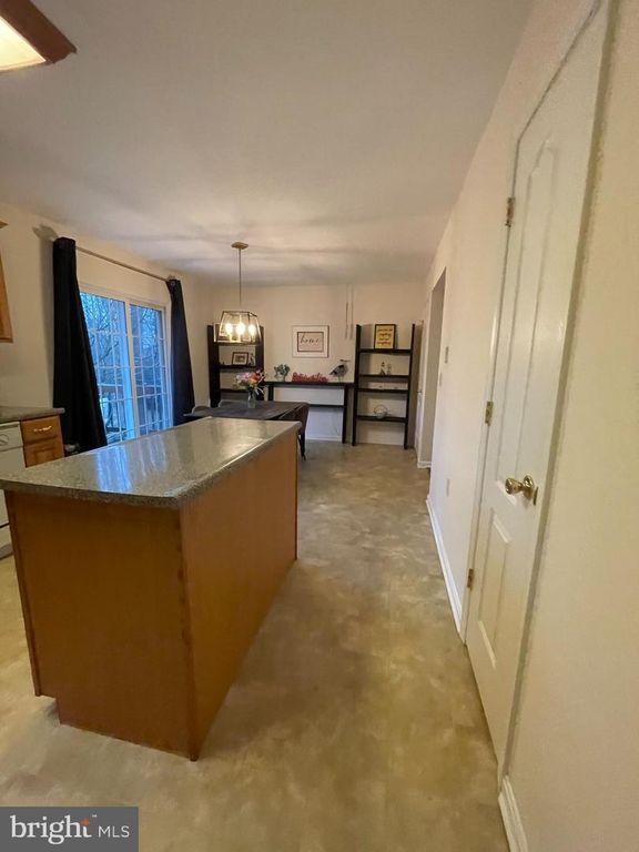 Image 23 of property listing at 53 ARGON DR, Martinsburg, WV 25405