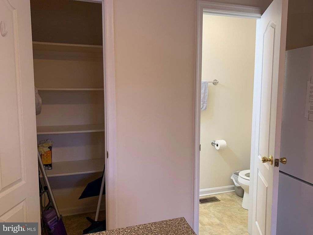 Image 26 of property listing at 53 ARGON DR, Martinsburg, WV 25405