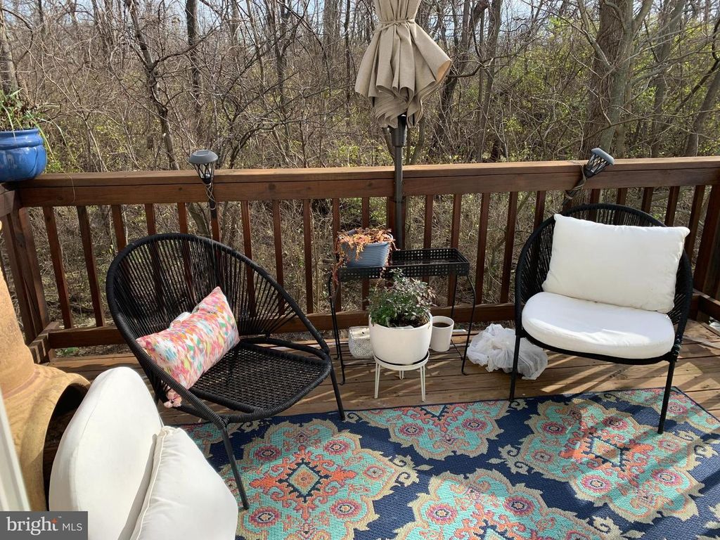 Image 4 of property listing at 53 ARGON DR, Martinsburg, WV 25405