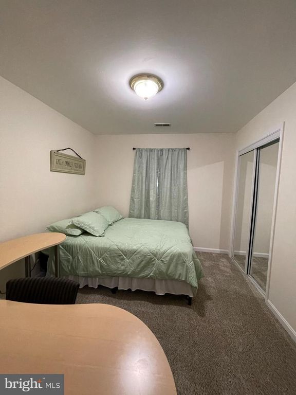 Image 42 of property listing at 53 ARGON DR, Martinsburg, WV 25405