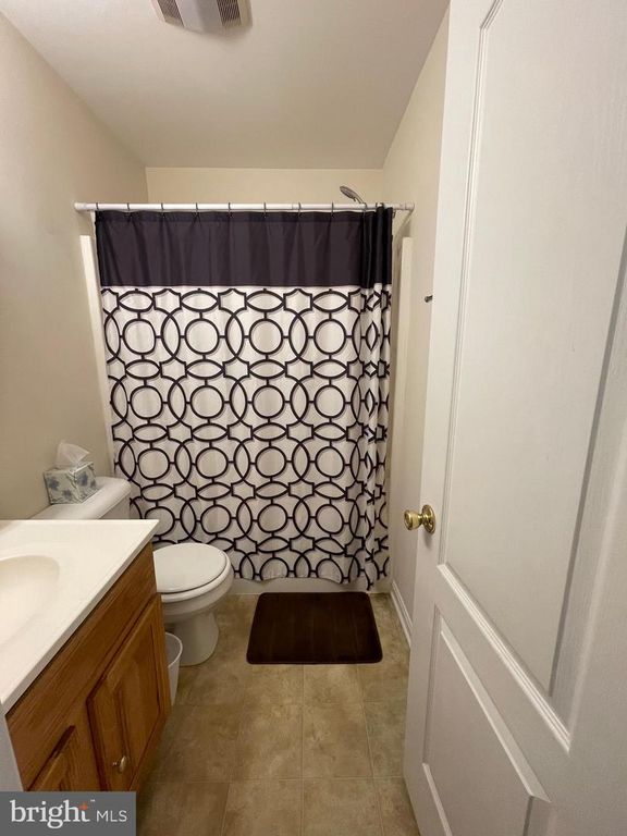 Image 45 of property listing at 53 ARGON DR, Martinsburg, WV 25405