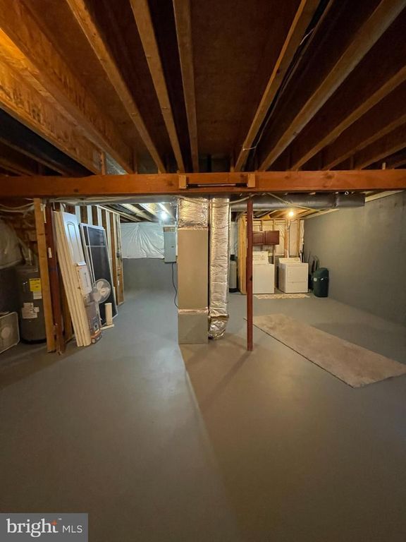 Image 56 of property listing at 53 ARGON DR, Martinsburg, WV 25405