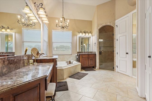 7 Lone Star Drive, Waco, TX 76708