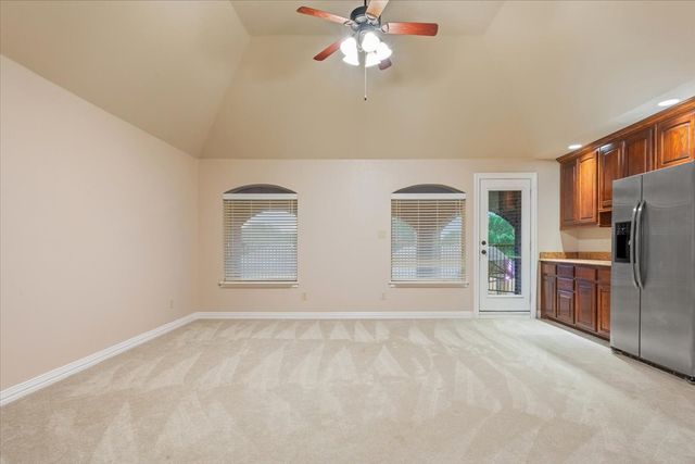 7 Lone Star Drive, Waco, TX 76708