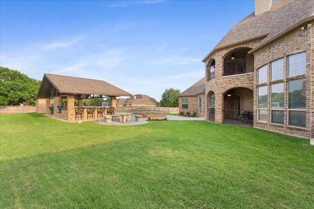 7 Lone Star Drive, Waco, TX 76708