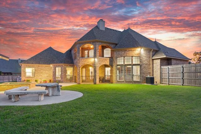 7 Lone Star Drive, Waco, TX 76708