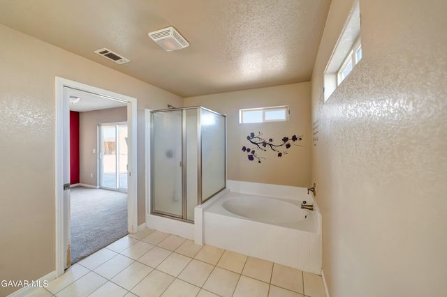 9011 Viburnum Avenue, California City, CA 93505