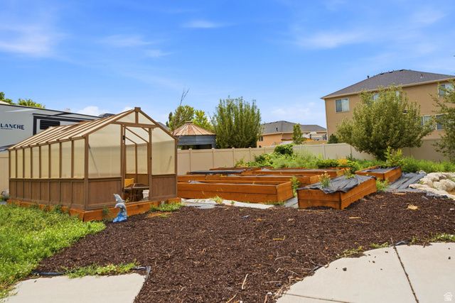1662 S COUNTRY LN, Lehi, UT 84043