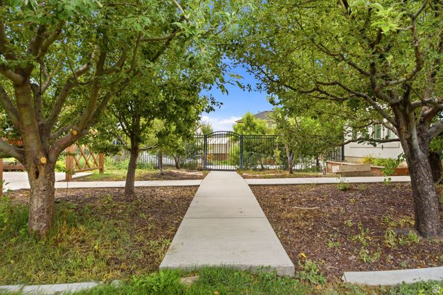 1662 S COUNTRY LN, Lehi, UT 84043