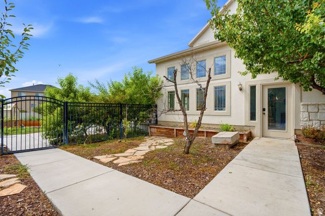 1662 S COUNTRY LN, Lehi, UT 84043