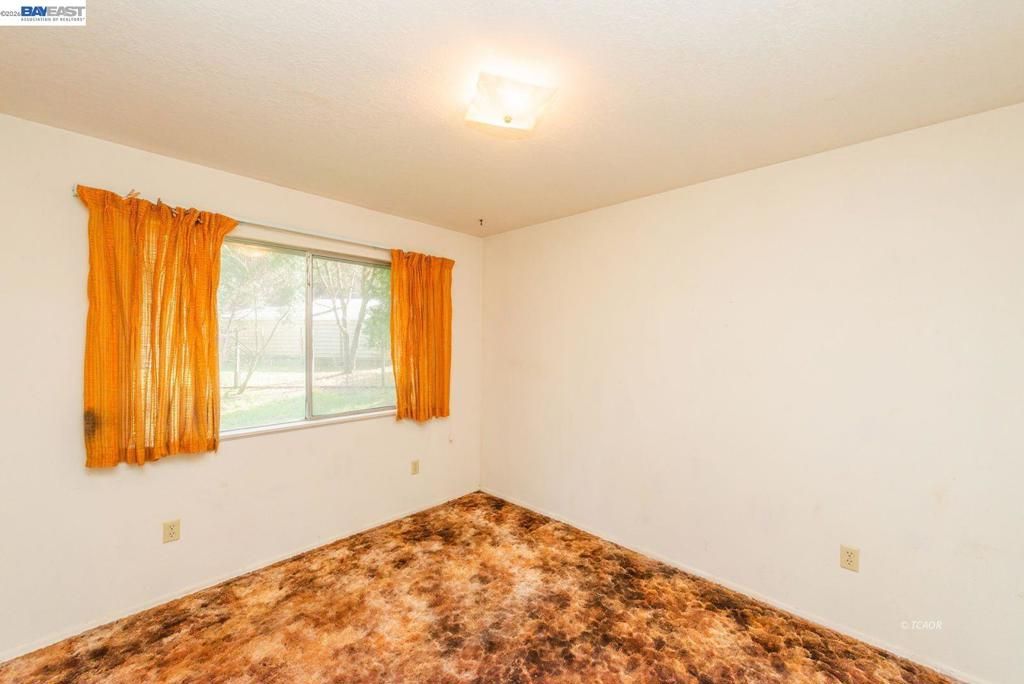 Image 16 of property listing at 376 376 Mountain View Dr., Lewiston, CA 96052