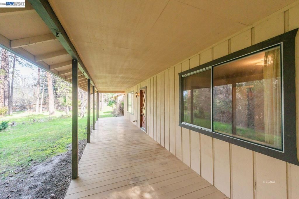 Image 30 of property listing at 376 376 Mountain View Dr., Lewiston, CA 96052