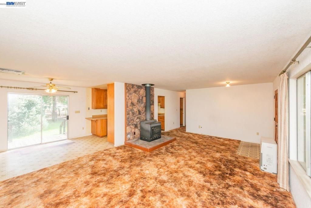 Image 9 of property listing at 376 376 Mountain View Dr., Lewiston, CA 96052