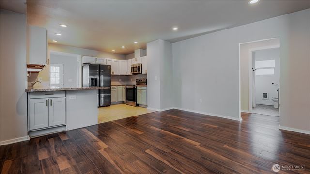 1421 S 45th, Tacoma, WA 98418