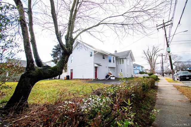 3159 Milburn Avenue House, Baldwin, NY 11510