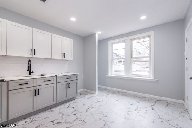 662 Mount Prospect Ave, Newark City, NJ 07104