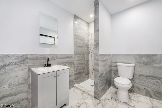 662 Mount Prospect Ave, Newark City, NJ 07104