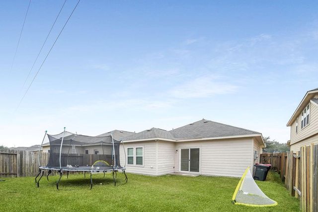 11214 Kingsnorth Drive, Tomball, TX 77375