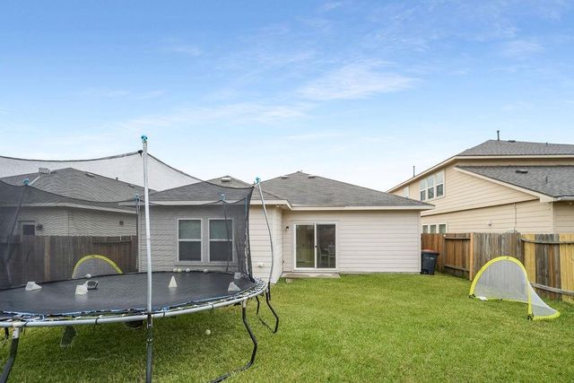 11214 Kingsnorth Drive, Tomball, TX 77375