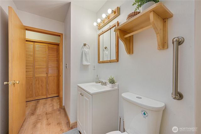 320 North Street, Sequim, WA 98382
