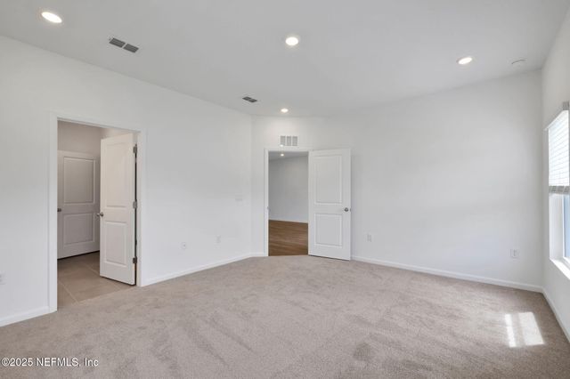 1974 TRAINORS Way, Jacksonville, FL 32218