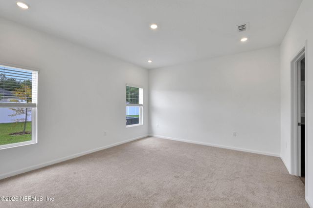 1974 TRAINORS Way, Jacksonville, FL 32218