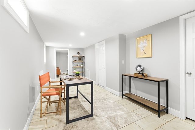 10 Kardon Rd, Boston, MA 02136