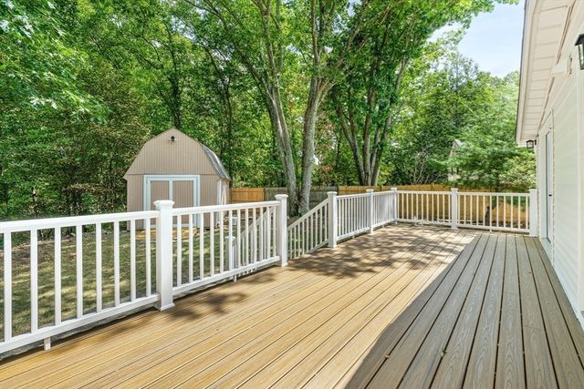10 Kardon Rd, Boston, MA 02136