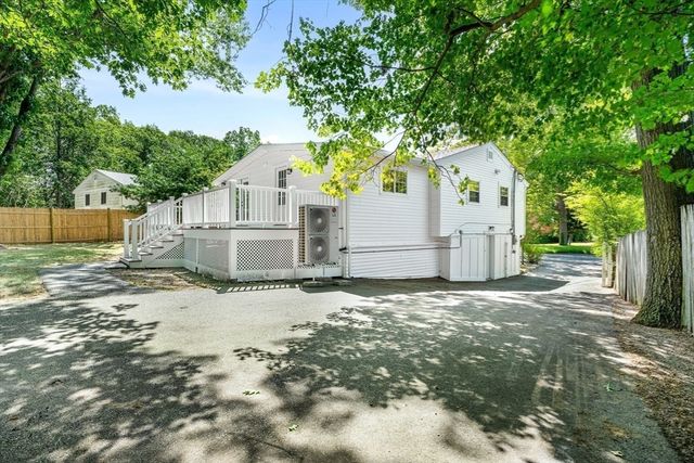 10 Kardon Rd, Boston, MA 02136