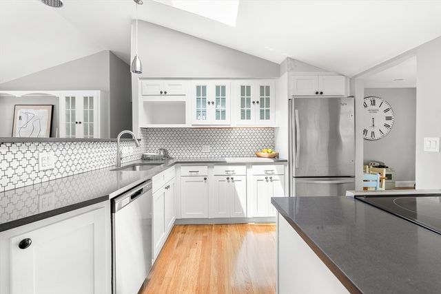 10 Kardon Rd, Boston, MA 02136