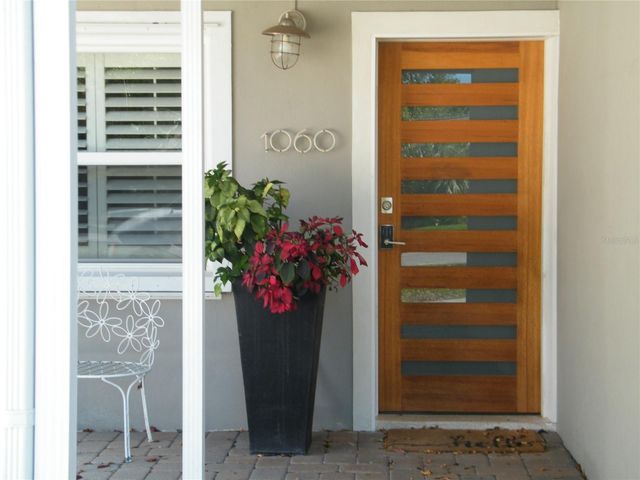 1060 JESSE AVENUE, Safety Harbor, FL 34695