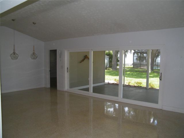 1060 JESSE AVENUE, Safety Harbor, FL 34695