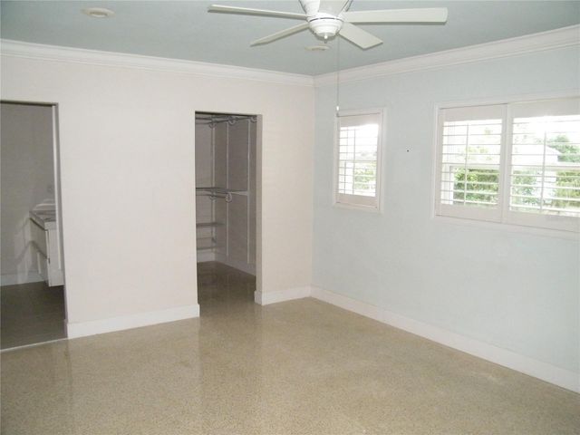 1060 JESSE AVENUE, Safety Harbor, FL 34695