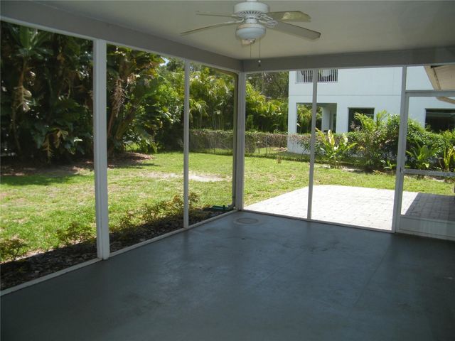 1060 JESSE AVENUE, Safety Harbor, FL 34695