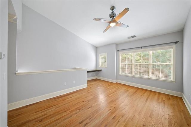1115 Glenridge Place NE, Sandy Springs, GA 30342
