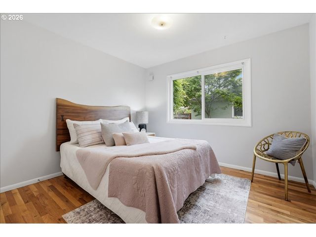 7714 Se HAROLD St, Portland, OR 97206