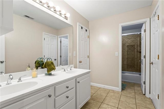5729 BROOKSTONE NW Walk, Acworth, GA 30101