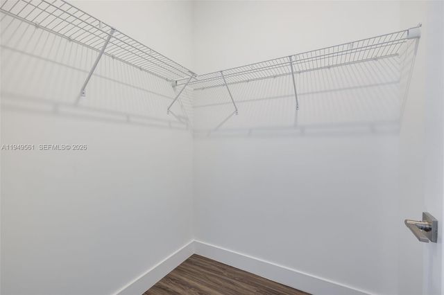 19749 NE 16th Place 19749, Miami, FL 33179