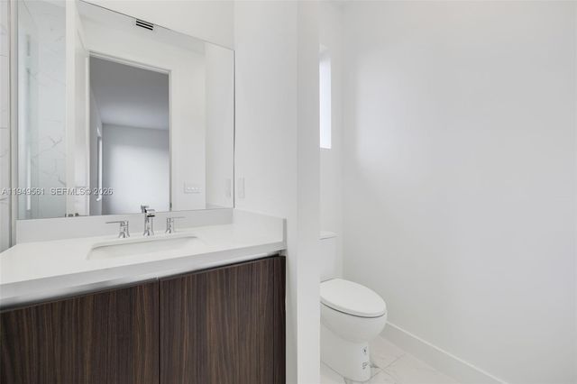 19749 NE 16th Place 19749, Miami, FL 33179