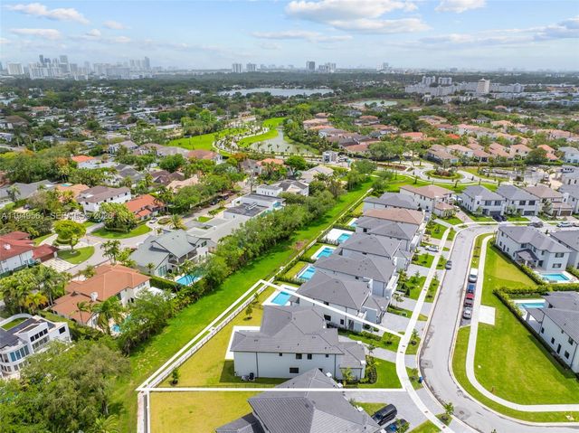 19749 NE 16th Place 19749, Miami, FL 33179