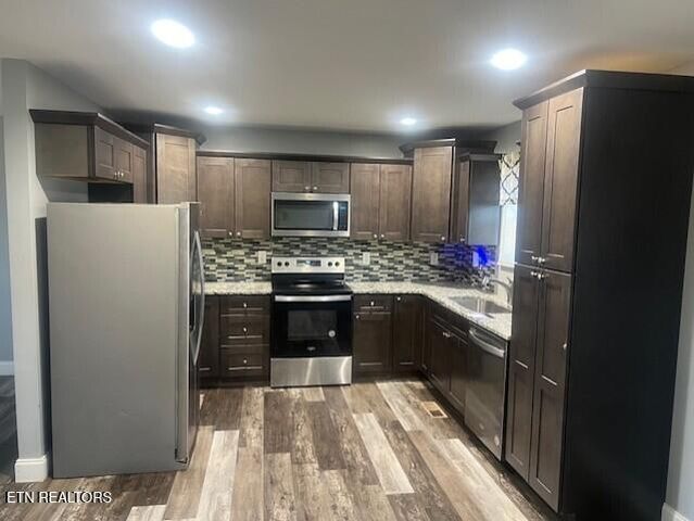 525 LOW VALLEY DR, Dandridge, TN 37725