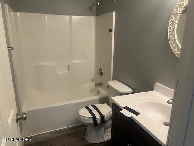 525 LOW VALLEY DR, Dandridge, TN 37725