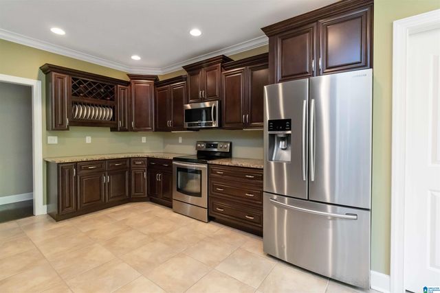 131 CREEKWATER STREET, Helena, AL 35080
