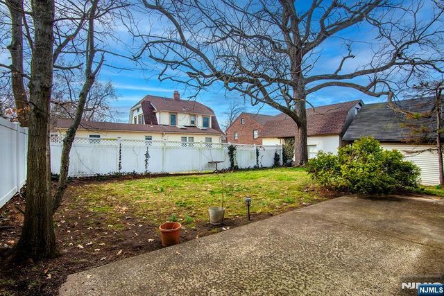 960 Maple, Ridgefield, NJ 07657