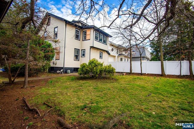 960 Maple, Ridgefield, NJ 07657