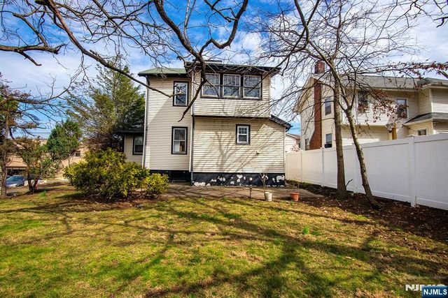 960 Maple, Ridgefield, NJ 07657