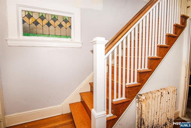 960 Maple, Ridgefield, NJ 07657