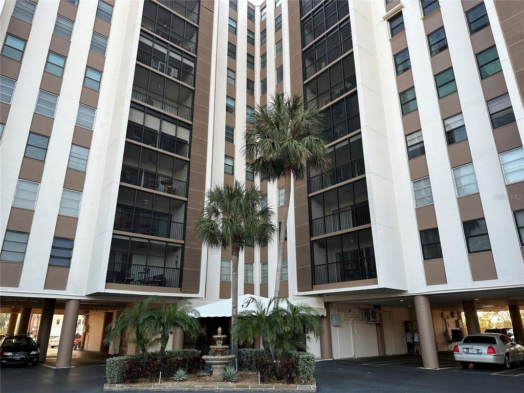 10355 PARADISE BOULEVARD 414, Treasure Island, FL 33706