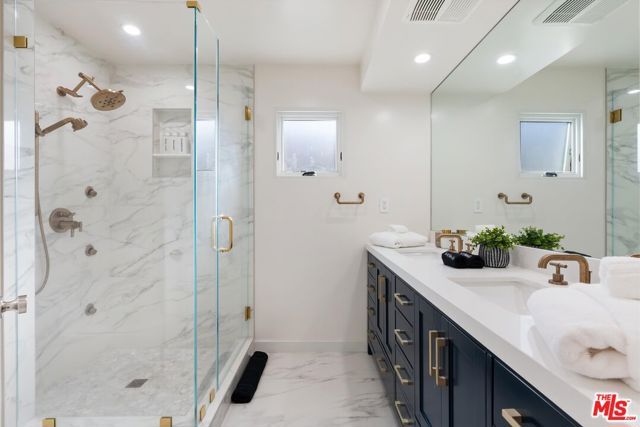 3464 Greenwood Avenue, Los Angeles, CA 90066